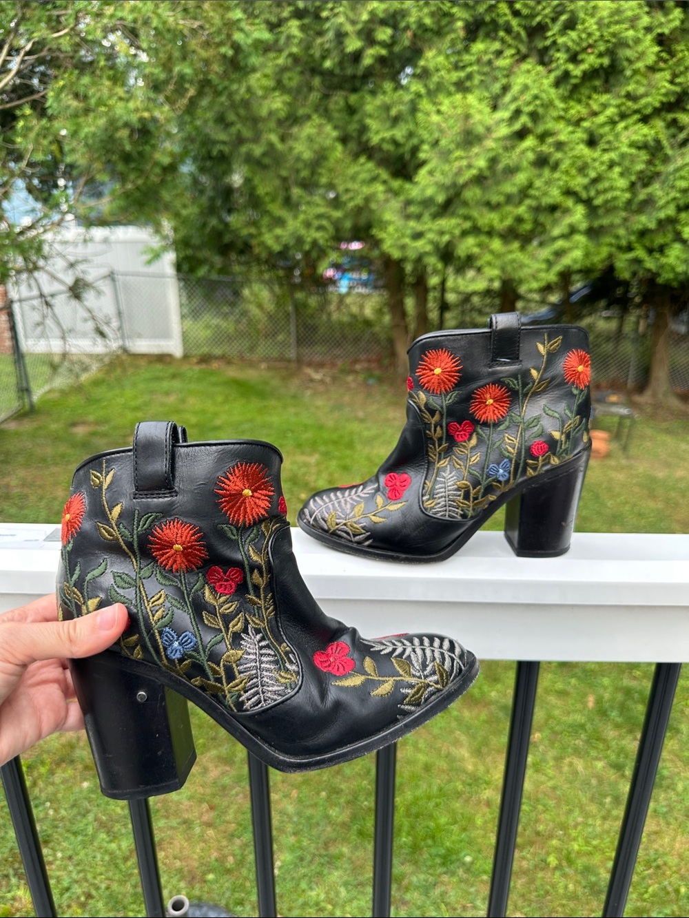 Laurence Dacade 9CM Embroidery Leather Pete Bagatelle Ankle Boots